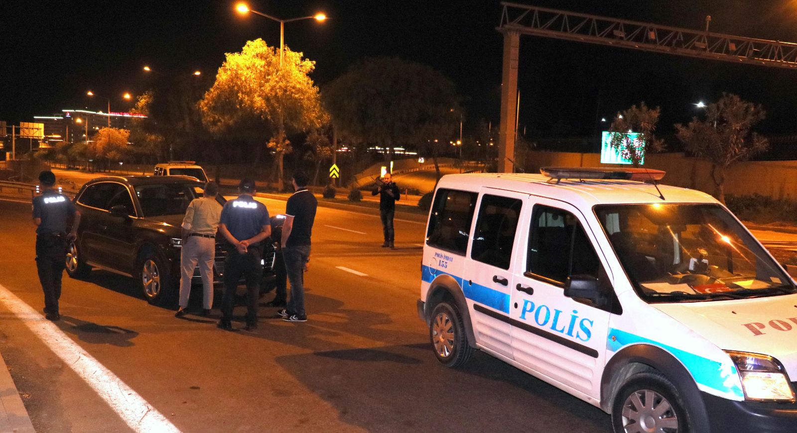 Ehliyetine 5 kez el konuldu yine direksiyon başında alkollü yakalandı Ehliyetine 5 kez el konuldu yine direksiyon başında alkollü yakalandı